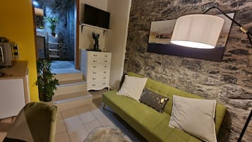 Habitación, 1 habitación, para fumadores, balcón | Sala de estar