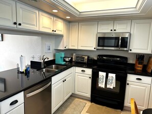 Fridge, microwave, oven, dishwasher - Loving it at Sands of Marco -Walkto the Beach Condo ! (Marco Island)