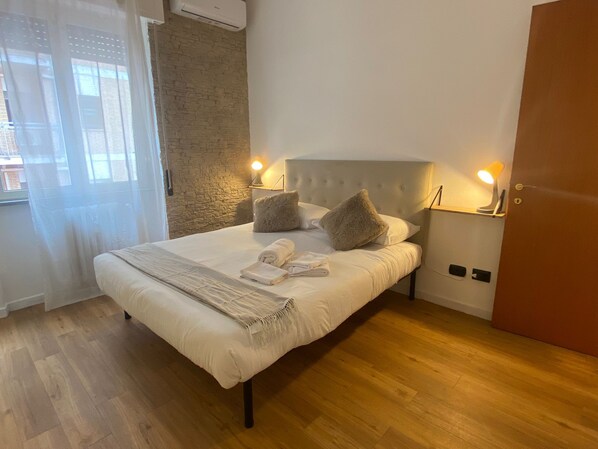 1 bedroom, desk, iron/ironing board, free WiFi