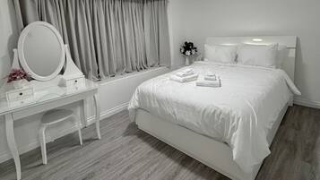 2 Schlafzimmer, Bügeleisen/Bügelbrett, WLAN, Bettwäsche