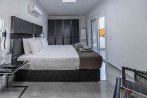 4 bedrooms, iron/ironing board, WiFi, bed sheets - Vigla Kiotari - a stunning villa ideally situated next to the magnificent Kiotari Beach. (Greece)