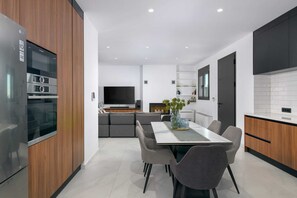 Dining - Welcome to Villa Galini, a contemporary Villa comprising 3 spacious bedrooms. (Massari)