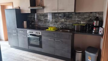 Apartemen, kamar mandi pribadi | Didekorasi berbeda-beda dan Wi-Fi gratis