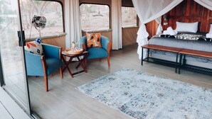 Kamar Double atau Twin Mewah | Brankas, Wi-Fi gratis, dan seprai linen