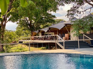 Front of property - Chamabondo Tented Camp (Victoria Falls)