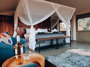 Luxury Double or Twin Room | In-room safe, free WiFi, bed sheets - Chamabondo Tented Camp (Victoria Falls)
