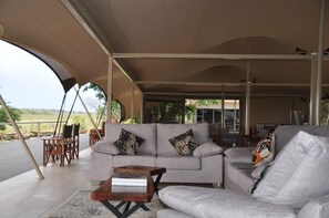 Exterior - Chamabondo Tented Camp (Victoria Falls)