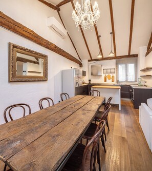 Dining - Como Dreamhouse (Como)
