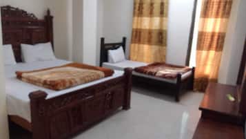 Deluxe Double Room | Kalis bunyi, seterika/papan seterika, Wi-fi percuma
