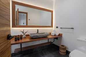 Hair dryer, towels