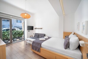 Standard Room | Premium bedding, minibar, laptop workspace, iron/ironing board - Villa Italic (Antalya)