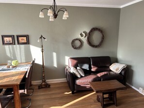 Living area - Beautiful 2-room apartment (Radebeul)