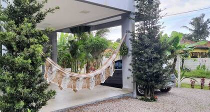 House between greenery and sea Praia do Mariscal