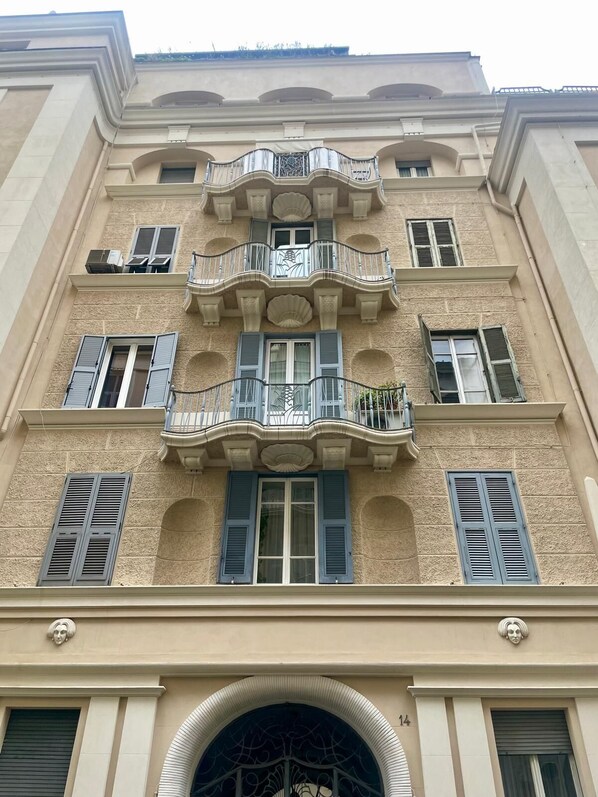 Exterior detail - Colosseum Hub Apartment (Roma)