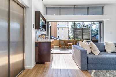 Absolute By Khove  - Broadbeach