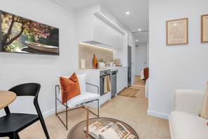 Interior - The Courtenay Chic Retreat 1BR Apartment (Wellington)