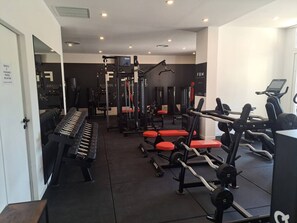 Fitness facility - Upscale home in pont royal golf course (Mallemort)