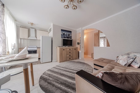 1 habitación, tabla de planchar con plancha y wifi gratis