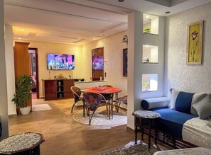Living area - lux appartement avec piscine (Sidi Bouzid)