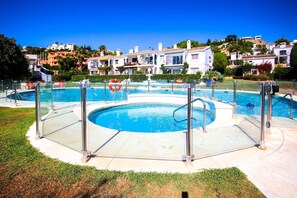 Pool - Modern 2 bedroom garden apt in Benahavis (Benahavís)