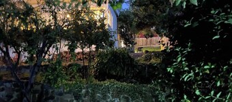 Treelined retreat Lenah Valley