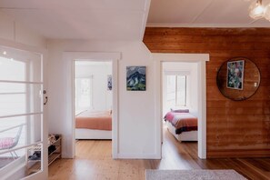 2 Schlafzimmer, Schreibtisch, Bügeleisen/Bügelbrett, WLAN