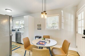 Hus (3 Bedrooms) | Innvendig