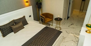 Standard Room, Non Smoking, Private Bathroom | Desk, laptop workspace, free WiFi - PARK MİLANO HOTEL (Izmir)