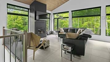 TV, fireplace, stereo, offices