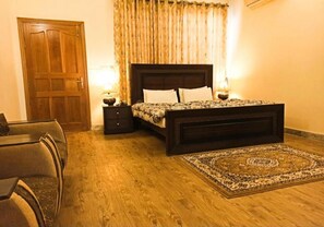 Chambres insonorisées, fer et planche à repasser, Wi-Fi gratuit