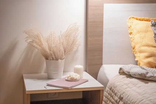 Hygge Oasis with free WiFi and free parking near Ozas park.Pet and kids friendly