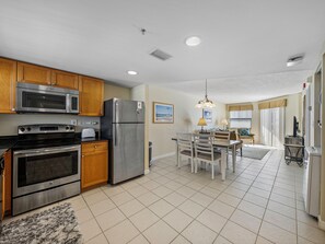 Interior - Top Floor Views of St Pete Beach | 2 Bedrooms (St. Pete Beach)