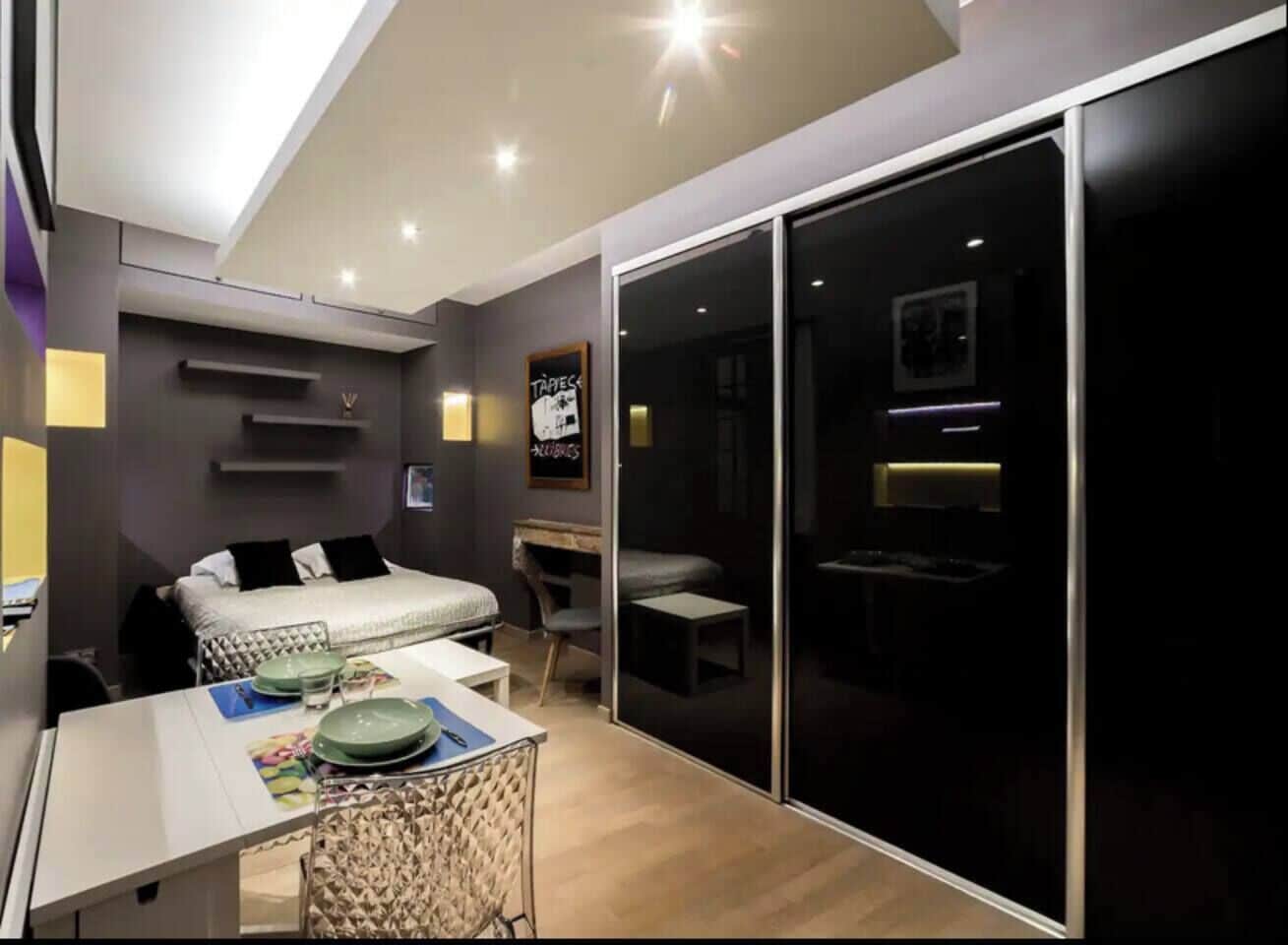 1 chambre, fer et planche à repasser, Wi-Fi, draps fournis