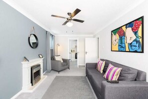 TV, fireplace, offices