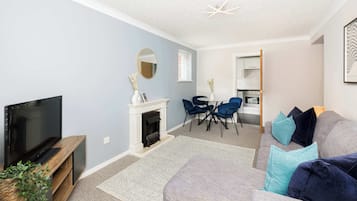 Fernseher, Kamin, Arbeitsbereiche