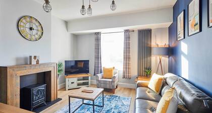 Host & Stay | The Parade View