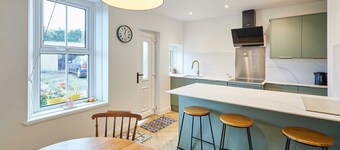 Host & Stay | Cheviot Street