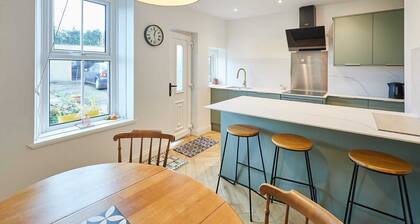 Host & Stay | Cheviot Street