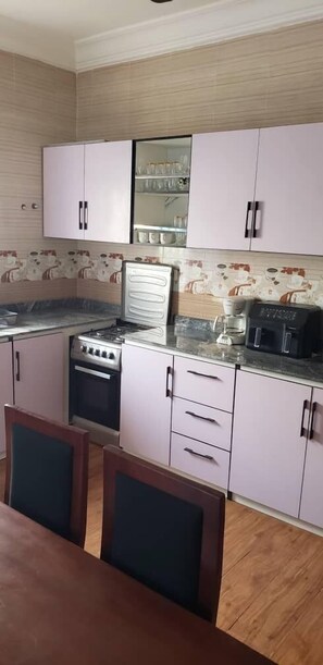 Dobbelt- eller tomannsrom – familie | Spiseområde på rommet