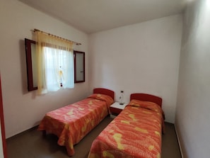 2 bedrooms