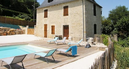LOU CHASTEL: direct booking on www.gitesEnPerigord.fr