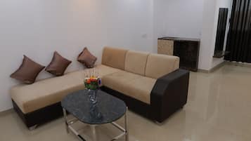 Deluxe Double Room | Room amenity