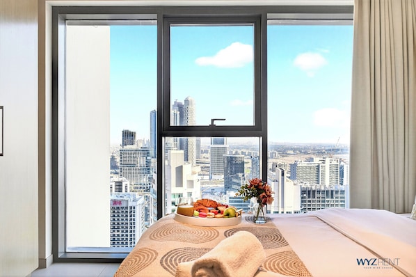 Apartment, Balcony, Canal View