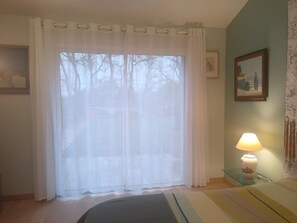 3 chambres, bureau, fer et planche à repasser, Wi-Fi
