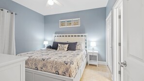 2 chambres, fer et planche à repasser, Wi-Fi gratuit, draps fournis