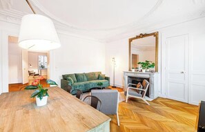 Fernseher