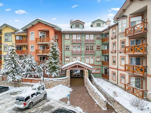 Main Village, Ski-in Ski-out, Hot Tub, Condo