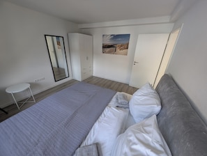 2 bedrooms, WiFi, bed sheets - Charming vacation apartment in the heart of the northern Black Forest (Haiterbach)