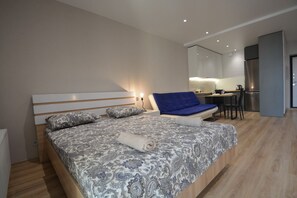 华丽公寓, 阳台, 城市景观 | 1 多间卧室、熨斗/熨衣板、免费 WiFi