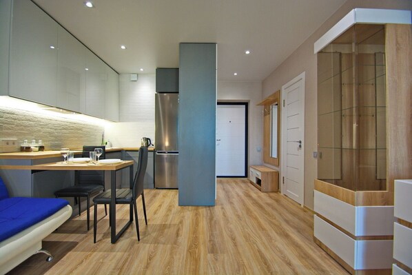 华丽公寓, 阳台, 城市景观 | 起居区